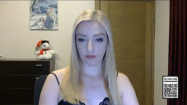 Wild Silk Desire online show from 12.02.25