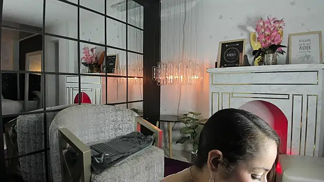 floraginette online show from 01.13.26