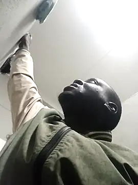 Snapshot of paptsimo chatting on 11.27.25 paptsimo online show from 11.27.25