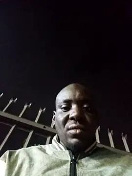 Snapshot of paptsimo chatting on 12.17.25 paptsimo online show from 12.17.25