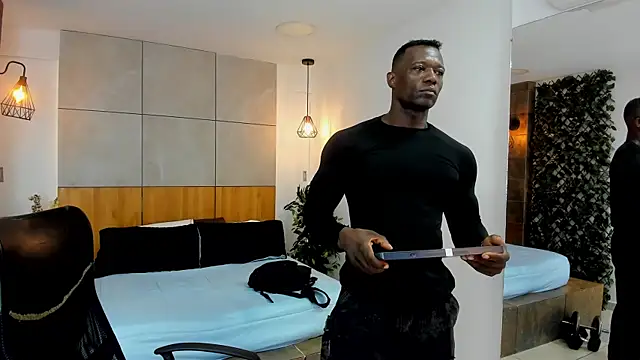 MarcusBlack  online show from 12.05.25