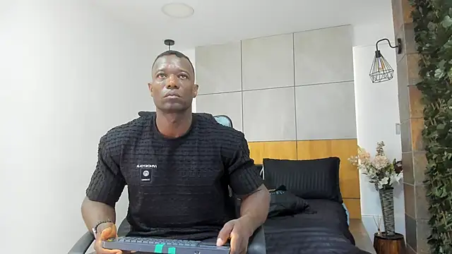 Snapshot of MarcusBlack_ chatting on 02.27.26 MarcusBlack online show from 02.27.26