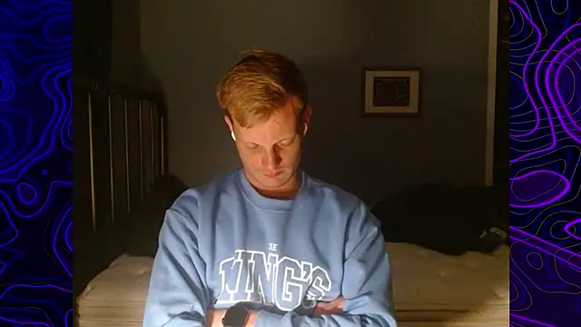 Snapshot of lustylyndon chatting on 10.19.25 lustylyndon online show from 10.19.25