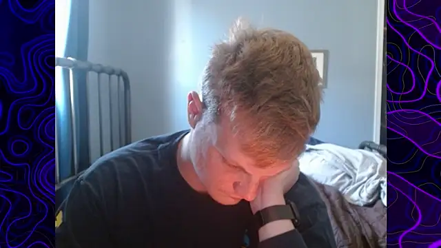 Snapshot of lustylyndon chatting on 10.19.25 lustylyndon online show from 10.19.25