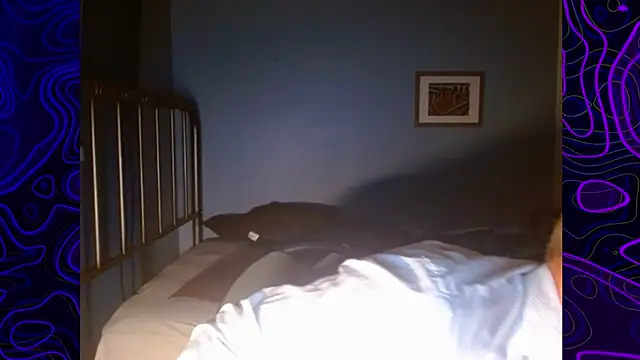 Snapshot of lustylyndon chatting on 10.21.25 lustylyndon online show from 10.21.25