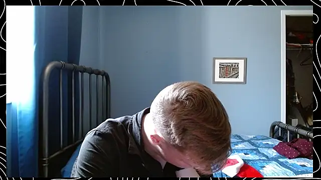 Snapshot of lustylyndon chatting on 12.21.25 lustylyndon online show from 12.21.25