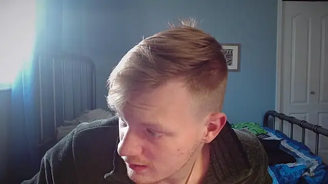 Snapshot of lustylyndon chatting on 02.06.26 lustylyndon online show from 02.06.26