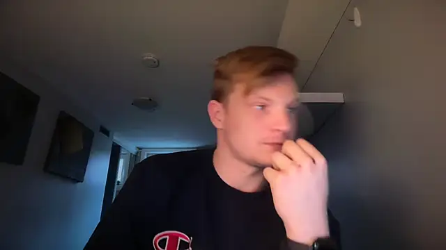 Snapshot of lustylyndon chatting on 03.20.26 lustylyndon online show from 03.20.26