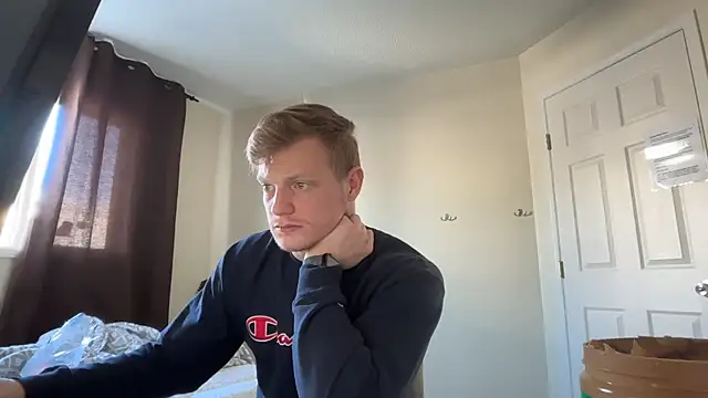 Snapshot of lustylyndon chatting on 03.26.26 lustylyndon online show from 03.26.26