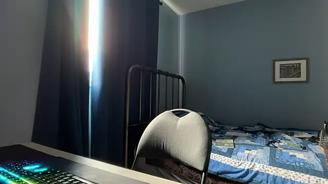 Snapshot of lustylyndon chatting on 04.03.26 lustylyndon online show from 04.03.26