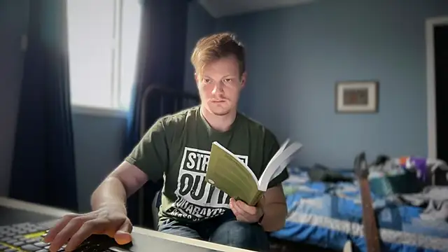 Snapshot of lustylyndon chatting on 04.07.26 lustylyndon online show from 04.07.26