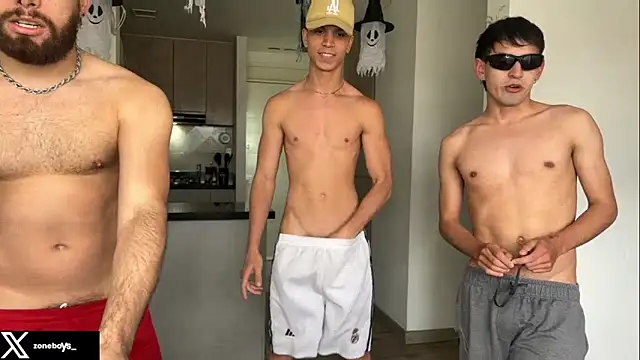 Snapshot of zoneboys chatting on 10.29.25 zoneboys online show from 10.29.25