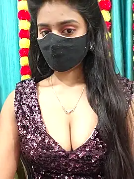 Aanya hotty online show from 10.29.25