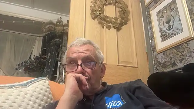 poggles online show from 10.28.25