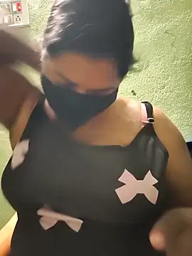 Liyaa 24 online show from 02.17.26