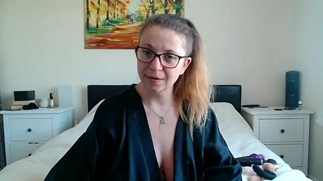 32h busty online show from 04.19.26