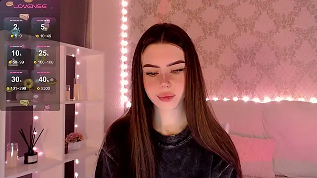 HolyMiax online show from 10.17.25