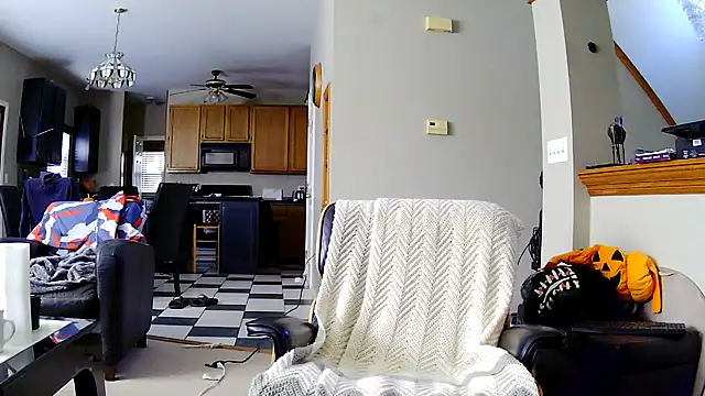 Snapshot of jocoff1 chatting on 11.03.25 jocoff1 online show from 11.03.25