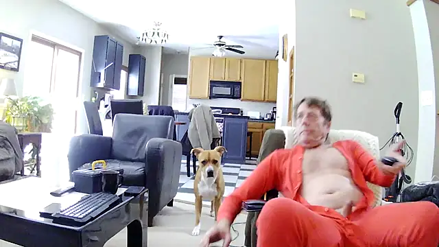 Snapshot of jocoff1 chatting on 12.01.25 jocoff1 online show from 12.01.25