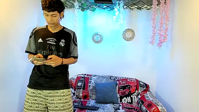 Snapshot of Bastian_boyshot77 chatting on 02.01.26 Bastian boyshot77 online show from 02.01.26