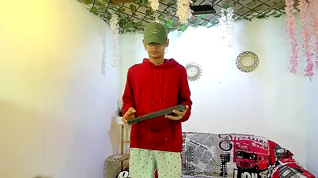 Snapshot of Bastian_boyshot77 chatting on 02.21.26 Bastian boyshot77 online show from 02.21.26