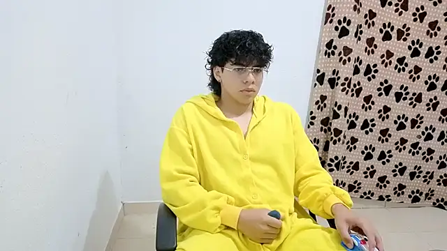 Kei Dream online show from 10.30.25