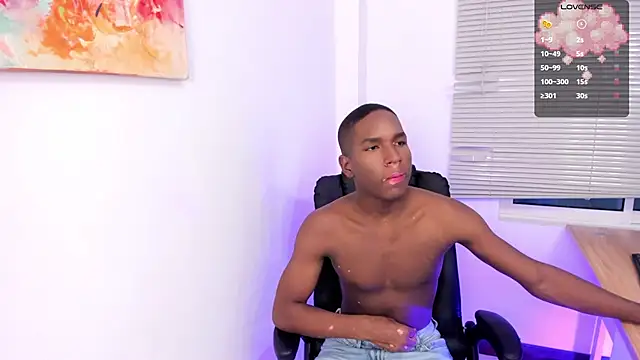 Snapshot of andre_u2 chatting on 11.05.25 andre u2 online show from 11.05.25