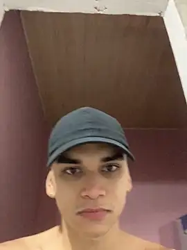 Snapshot of dailydosam chatting on 05.19.26 dailydosam online show from 05.19.26