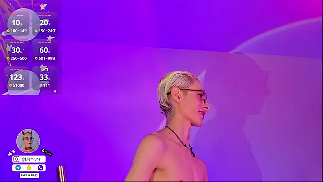 liiamluna  online show from 02.19.26