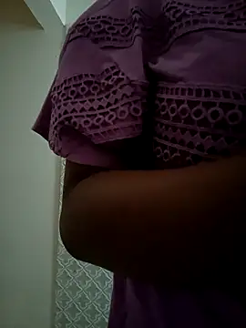 Snapshot of Nodi- chatting on 03.09.26 Nodi- online show from 03.09.26