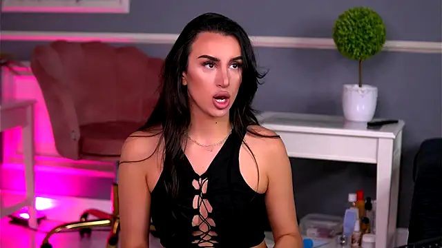 LucyxRios online show from 09.12.25