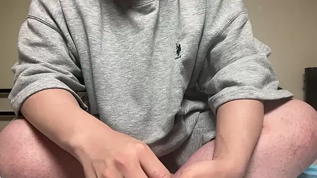 Snapshot of Yuta20002 chatting on 11.02.25 Yuta20002 online show from 11.02.25