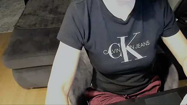 Horny mommy online show from 03.20.26