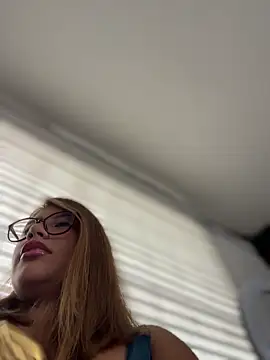 sara calderon online show from 12.21.25