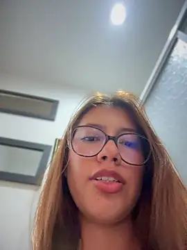 sara calderon online show from 04.18.26