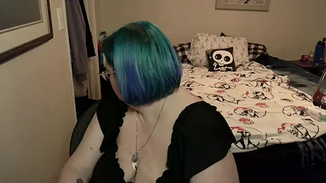 Kinky Witch online show from 10.18.25