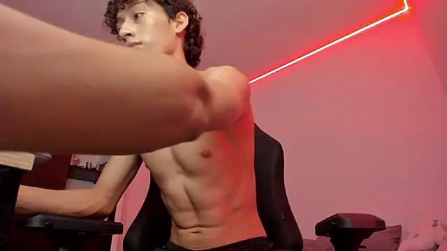 Snapshot of velvet_skyn chatting on 10.07.25 velvet skyn online show from 10.07.25