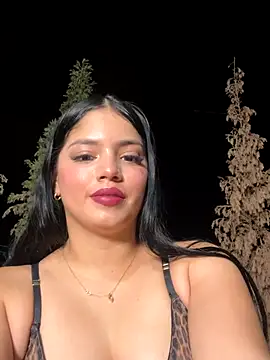 Snapshot of Hailey-Fox chatting on 10.19.25 Hailey-Fox online show from 10.19.25