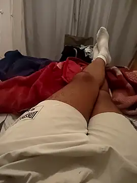 Snapshot of kulliguy chatting on 12.01.25 kulliguy online show from 12.01.25