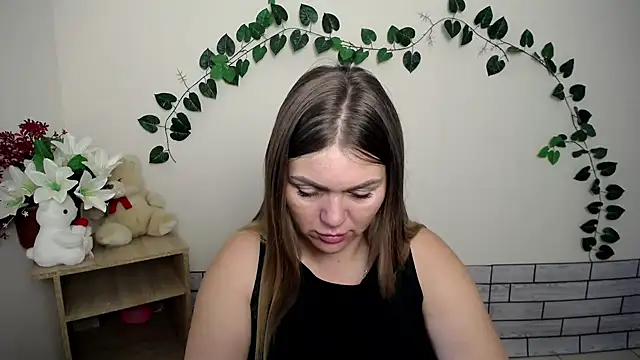 Snapshot of Magic_Katarina_ chatting on 09.10.25 Magic Katarina online show from 09.10.25