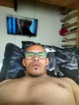 Snapshot of DOBLEWYOSK69G chatting on 02.05.26 DOBLEWYOSK69G online show from 02.05.26