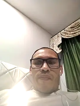 Snapshot of DOBLEWYOSK69G chatting on 02.28.26 DOBLEWYOSK69G online show from 02.28.26