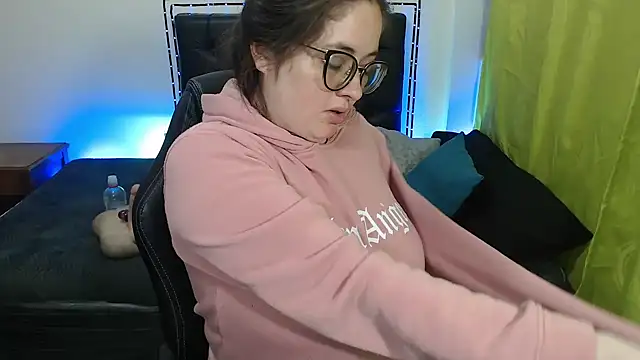 KrystalAdams online show from 10.27.25