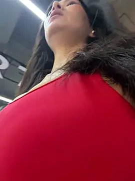 Ninazhang online show from 05.15.26