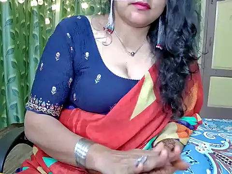 Snapshot of MasTANIYA chatting on 12.15.25 MasTANIYA online show from 12.15.25