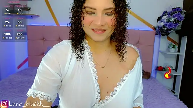 Luna blackk online show from 11.30.25