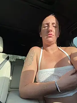 sweetsirenn online show from 12.15.25