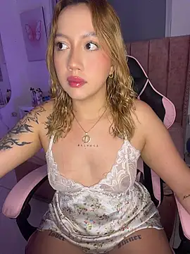 Becca Johnson u online show from 07.15.26