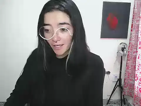 Snapshot of Came-II chatting on 05.19.26 Came-II online show from 05.19.26