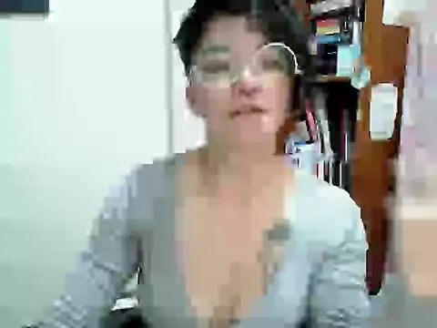 Snapshot of Came-II chatting on 06.30.26 Came-II online show from 06.30.26